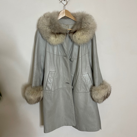 Gorgeous vintage leather and fur coat trench - Picture 6 of 16